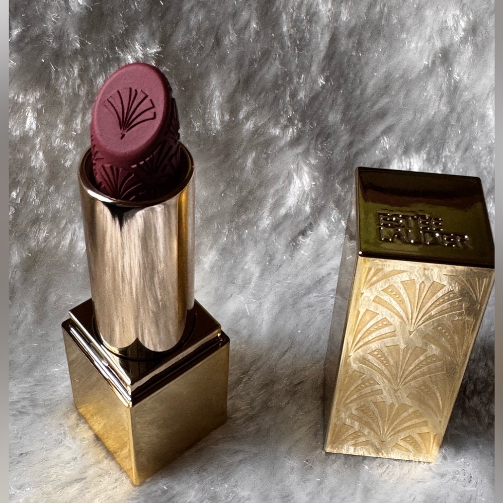Estée Lauder Lipstick